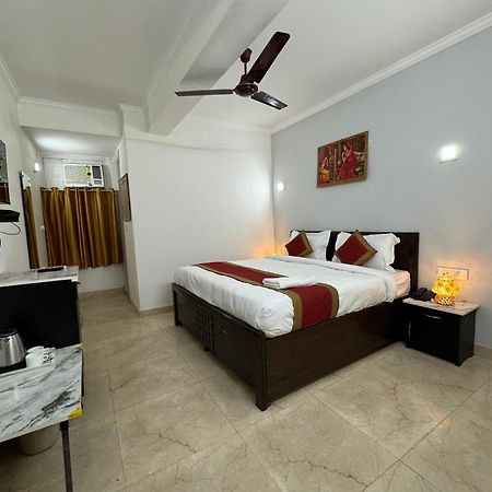 Airport Hotel Annexe Ню Делхи Екстериор снимка